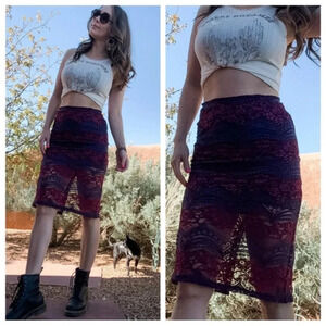 Lace skirt